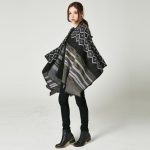 Poncho Fiesta Mujer 7