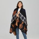 Poncho Marron Mujer 3