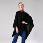 Poncho Negro Mujer 5