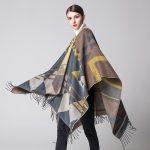 Poncho Rociero Mujer 6