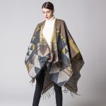 Poncho Rociero Mujer 7