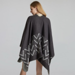Poncho Ropa Mujer 3