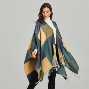 Poncho Verde Mujer 4